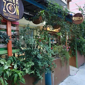  Hostel Hostal Rich